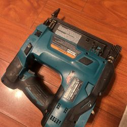 Makita Nail Gun