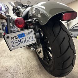 2021 Harley Davison Iron 883 