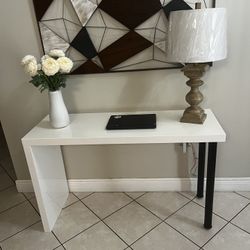 White Gloss Finish Console , Table Entrance , Desk ( Decor Not Included)  
