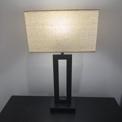 Modern Seealle Bedroom Lamps for Nightstands – great condition.