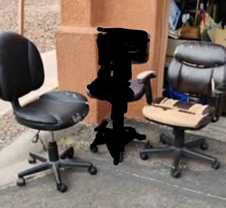 2 Desk Chairs Used W/ Cosmetic Flaws Both $10 FCFS