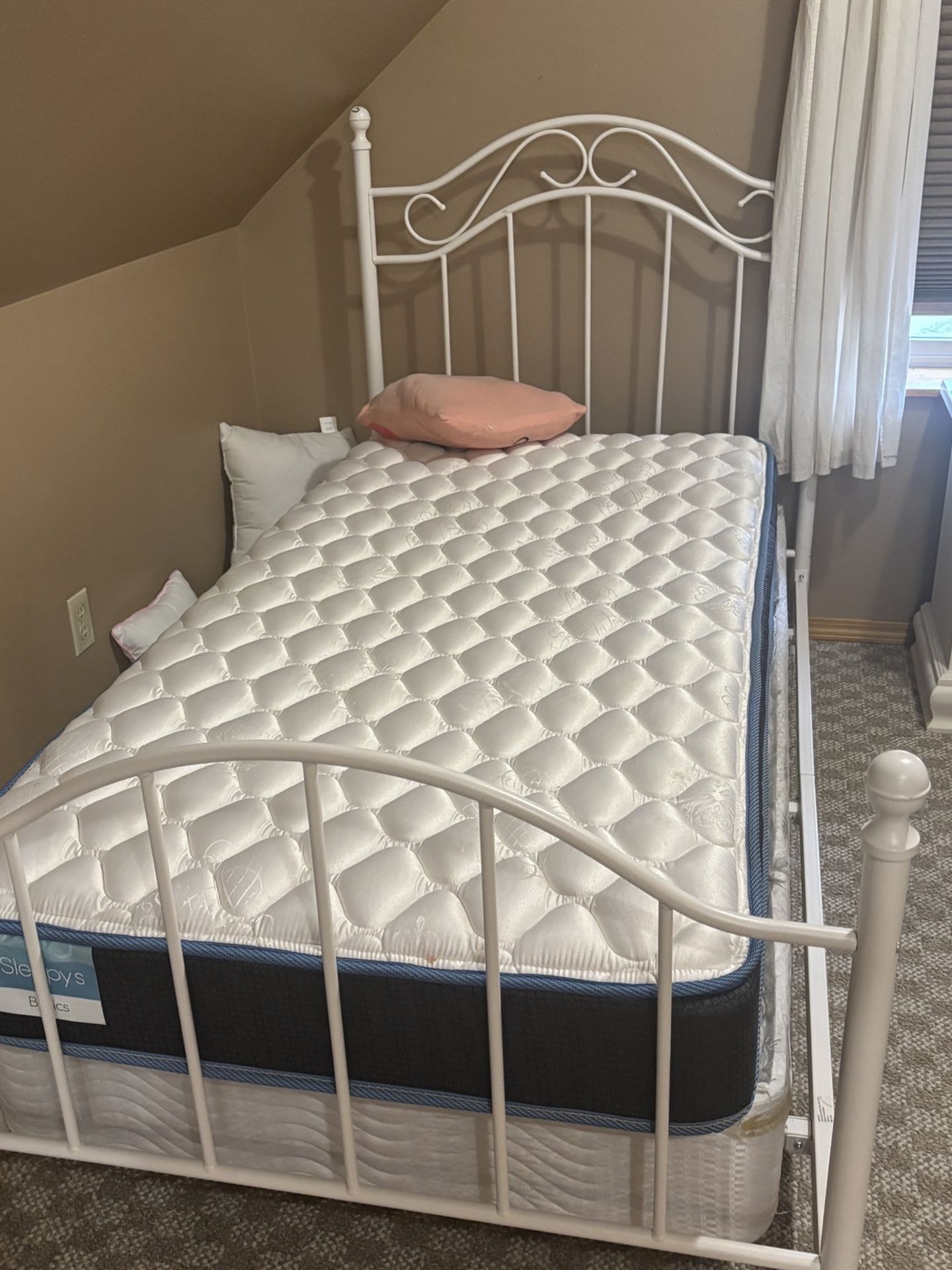 Twin Bed With Mattress And Boxspring