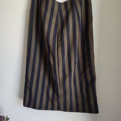 Zara women's skirt Size L /stretch 