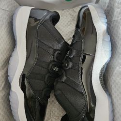 Jordan 11 Low Space Jam, Size 11, DS New