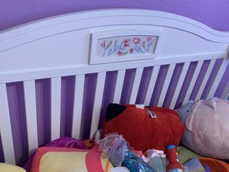 Must Go!! GRACO Story 5-n-1 Baby Crib W/Pull Out Drawer