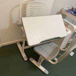 FREE Adjustable Drafting desk