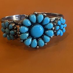 Sterling Silver Turquoise Bracelet 