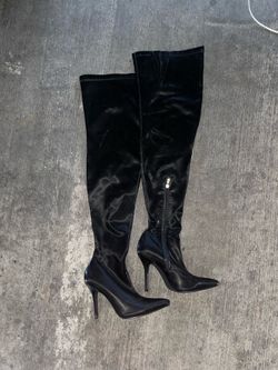 Black Thigh-High Stiletto Heeled Boots