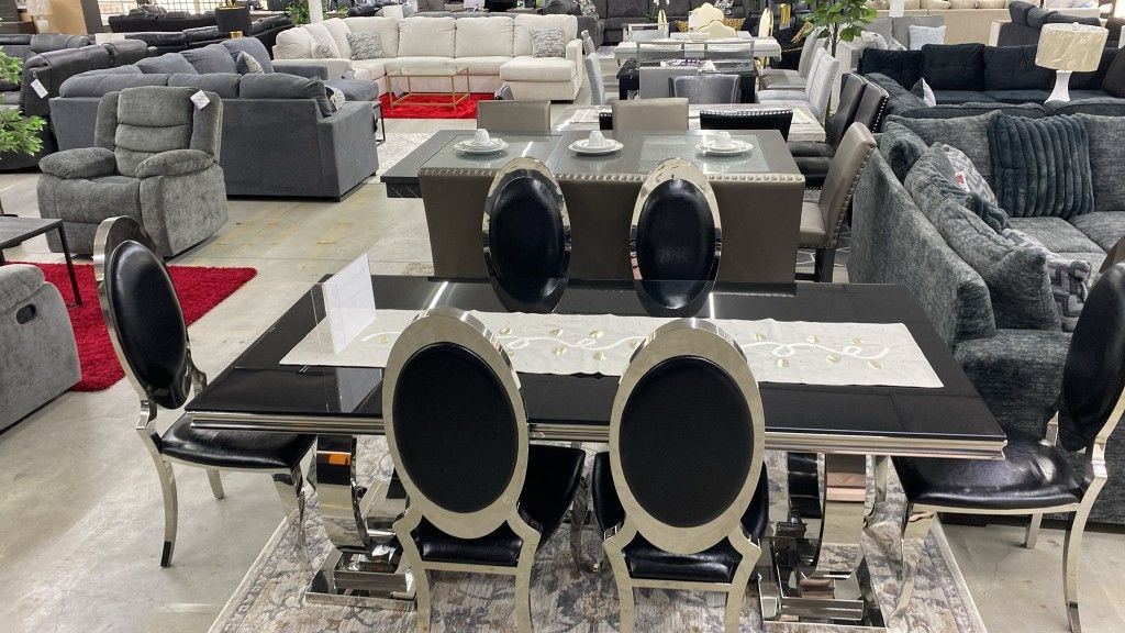 Hasa dining set 6 chair metal $1,999 🍽️😊