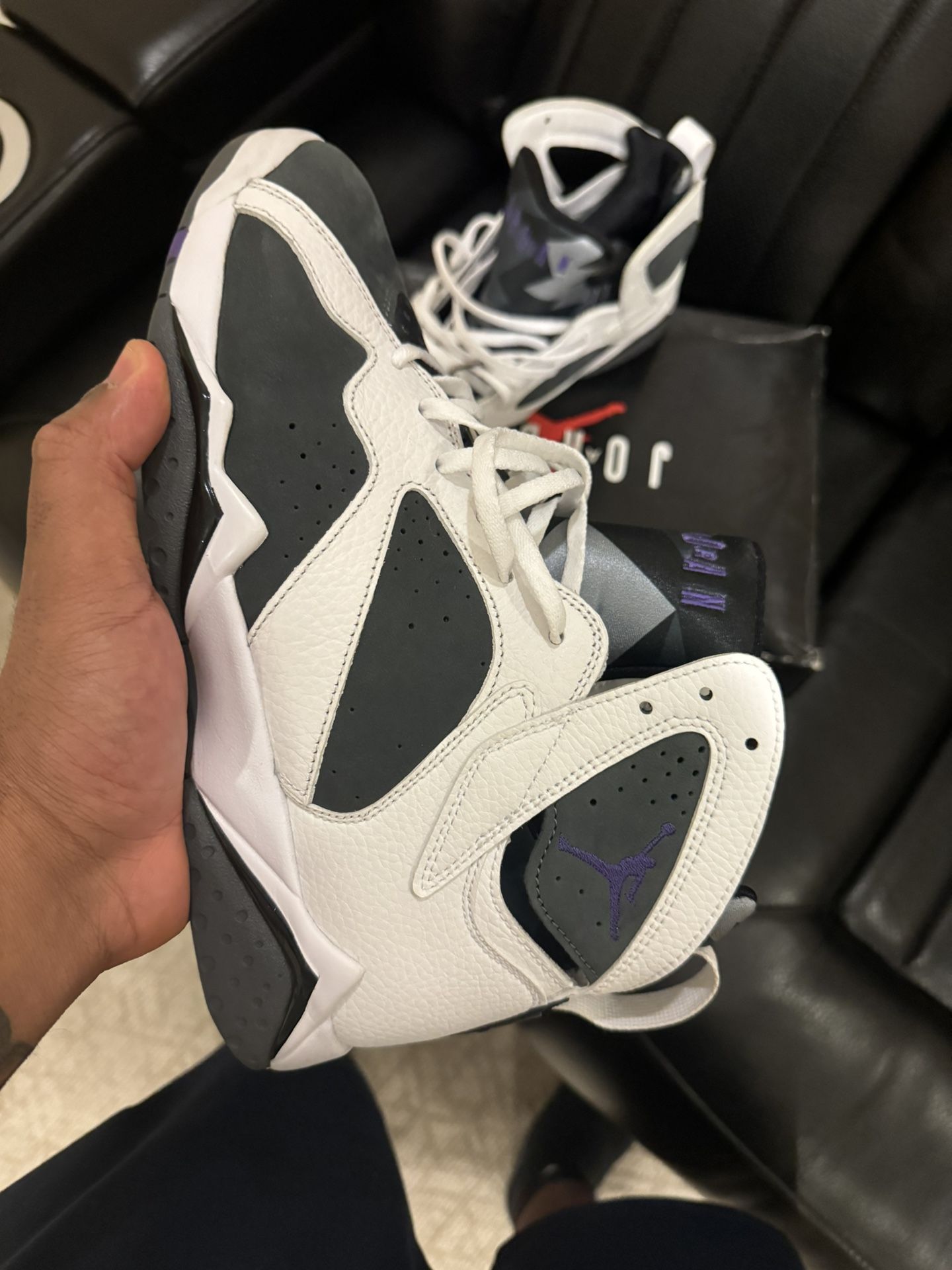 Retro Jordan’s Flint 7s