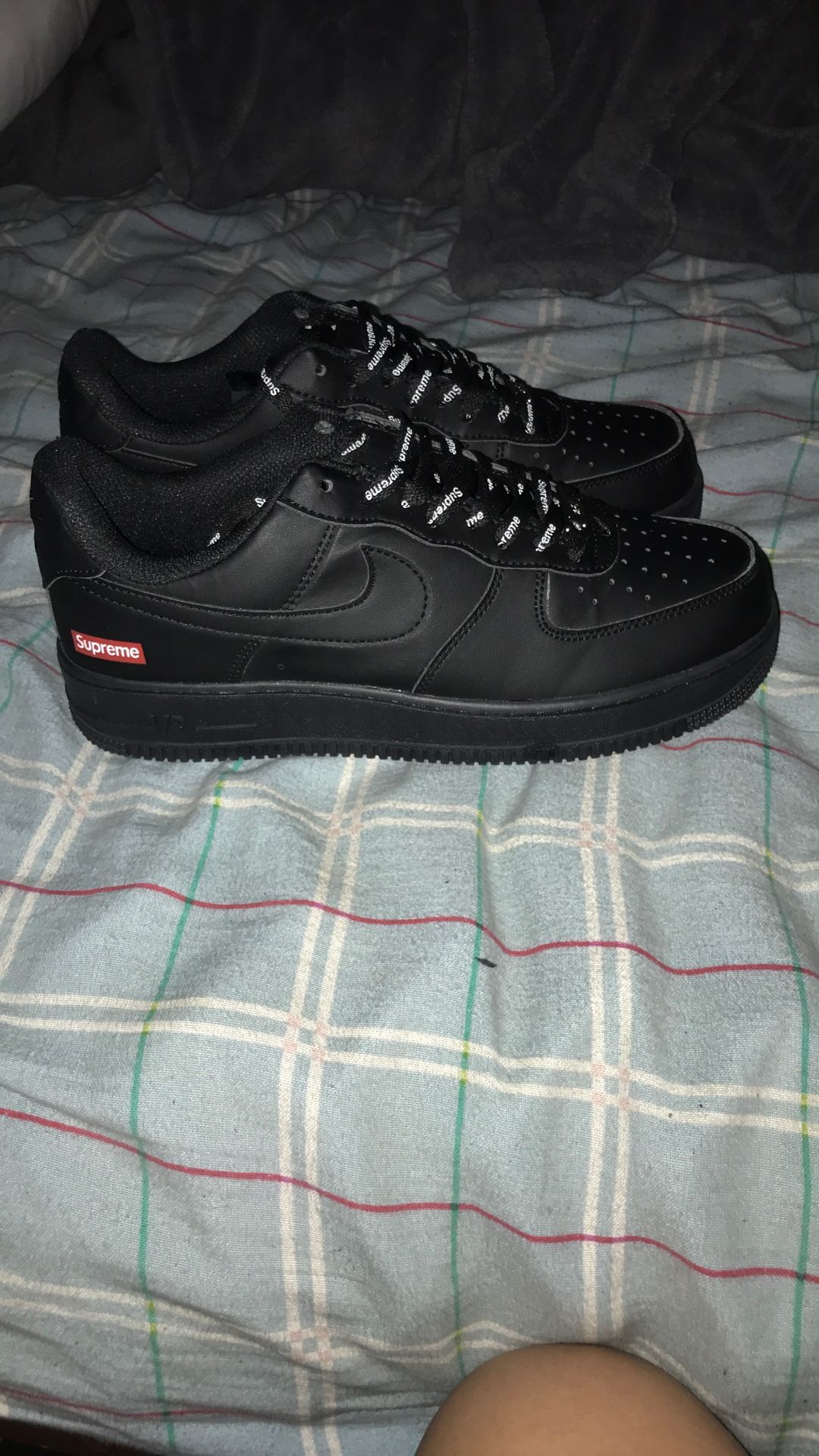 Supreme Af1s