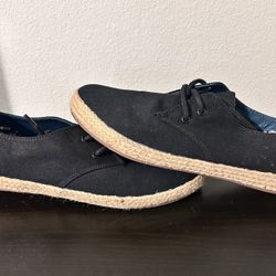 Ben Sherman Shoes Size 9