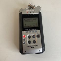 Zoom H4n Digital Handy Portable Audio Recorder