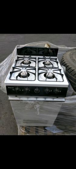 Oven/Range - Apartment Size