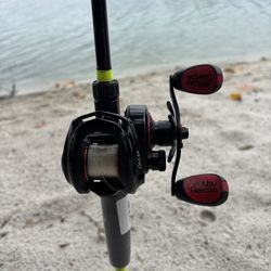 🐠 Like New Abu Garcia Revo SX 7.3:1 Baitcaster & Air Wave  72CB-MH, 7.2FT Casting Rod 🔥