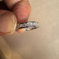 Woman’s Ring Size 7