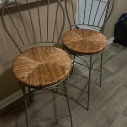 Bar stools set