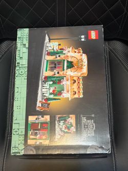 French Cafe Lego 10362