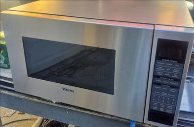 Viking Designer Series 2.0 Cu Ft Microwave DMOS200SS - Stainless Steel Built-In / Countertop.