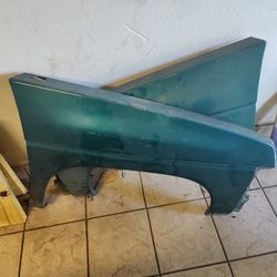 Nissan D21 Pickup Fenders