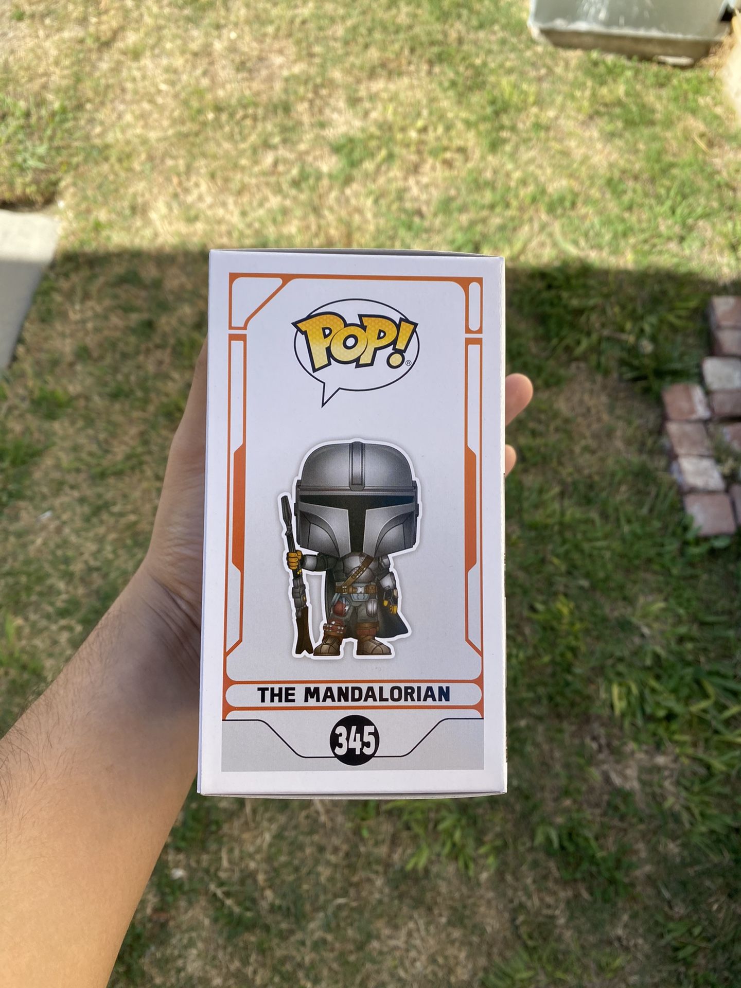 345 The Mandalorian Funko Pop