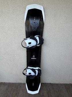 Bataleon Snowboard and Union Bindings