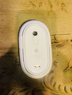 Collectible Authentic Apple Mighty Bluetooth Mouse, Bluetooth Connectivity For Mac/windows/linux