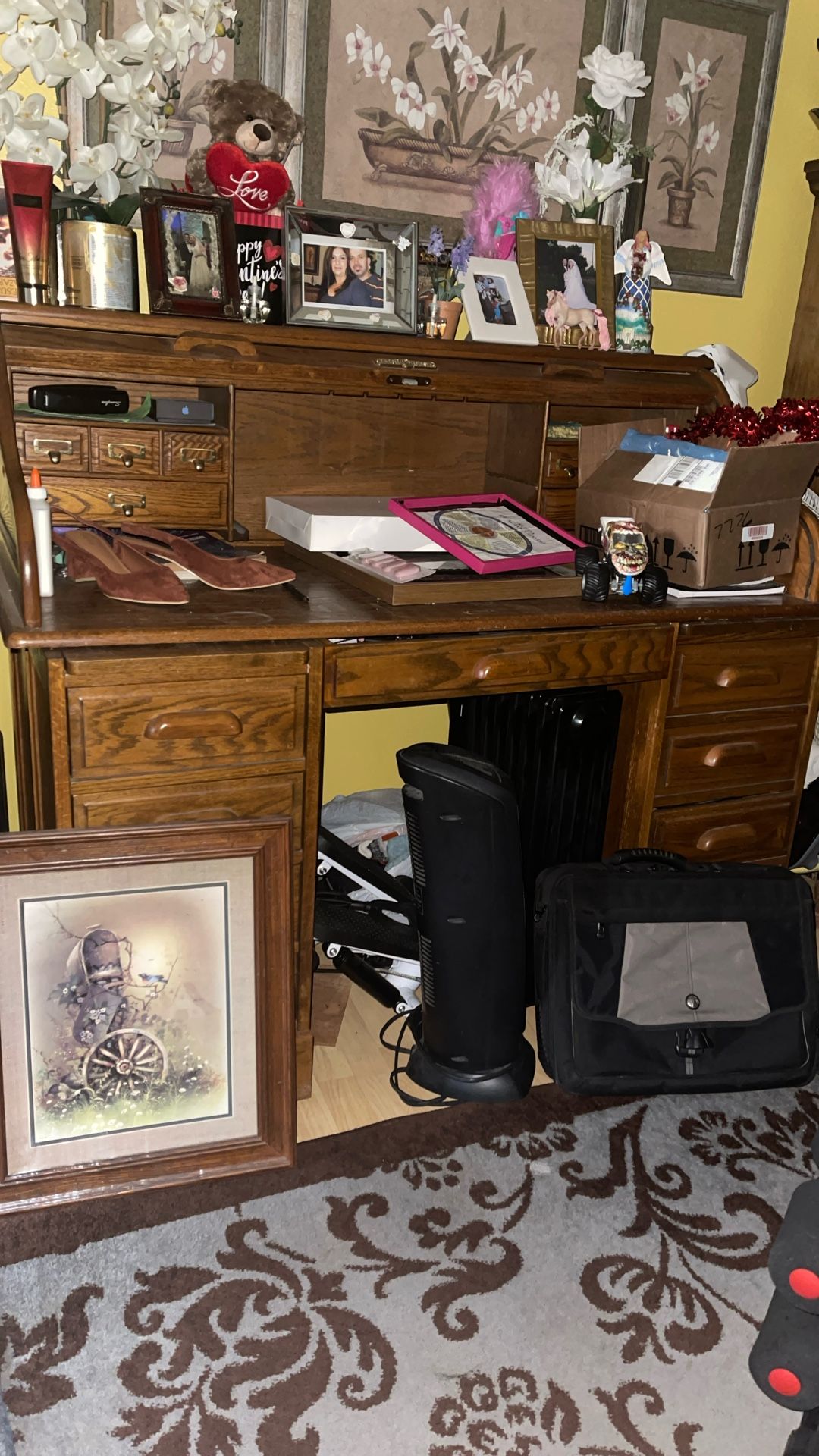 Free Roll top Vintage Desk
