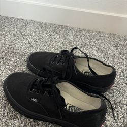 Black Authentic Vans 