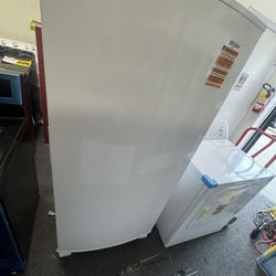 Whirlpool Upright Deep frost-Free New 