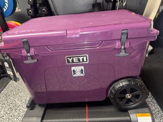 TUNDRA HAUL WHEELED COOLER