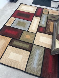 AREA RUG $75