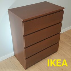 Brown 4-drawer dresser