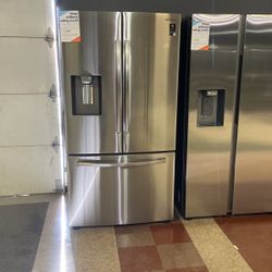 Samsung Stainless Steel Bottom Freezer Refrigerator‼️‼️