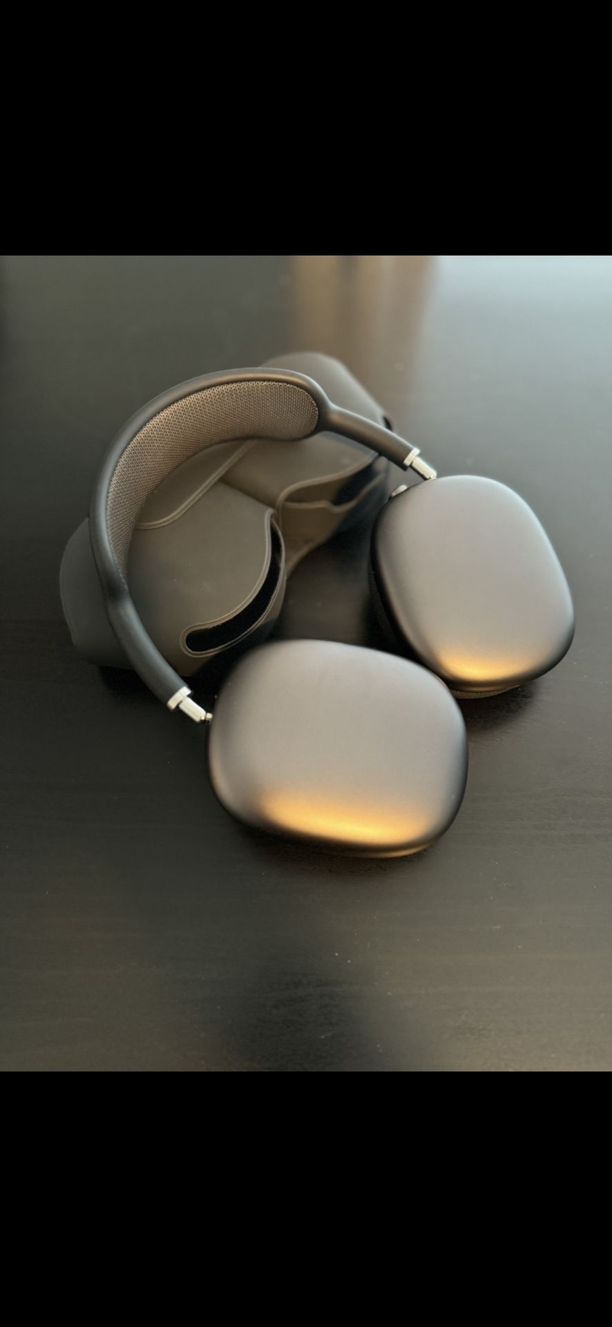 Apple AirPod Max Headphones
