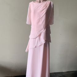 Party dresses wholesale,with the tags,minimum order 300 pcs ,different styles and size for mixed