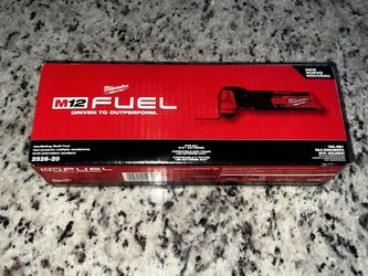 BARND NEW NEVER OPENED STILL SEALED IN BOX