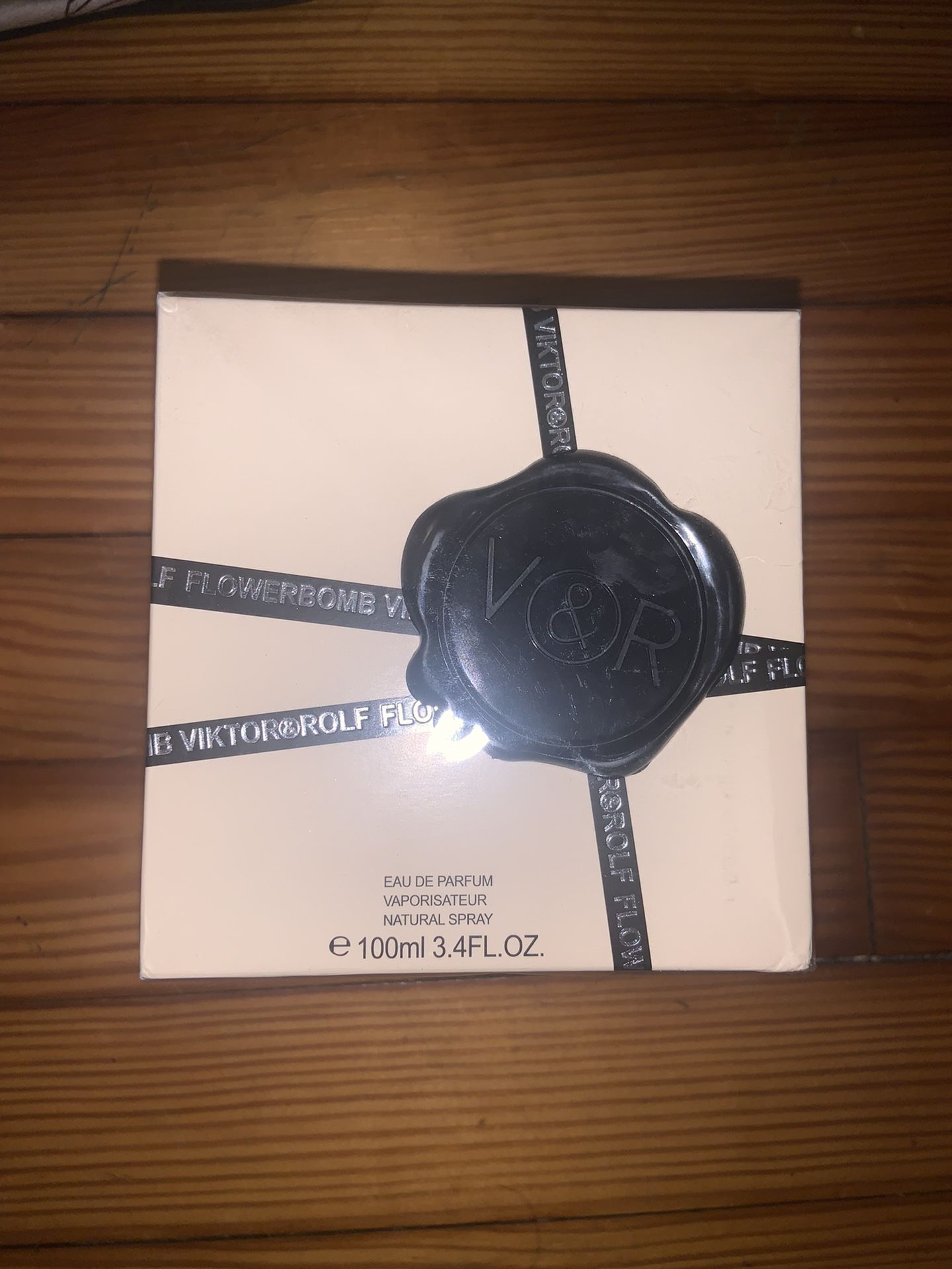 Flower Bomb Perfume