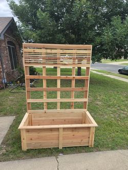 Cedar Planter With Privacy Screen 6 Garden