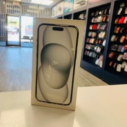 IPhone 15 plus 128GB unlocked