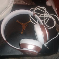 Beats Solo (Rose Gold ) 