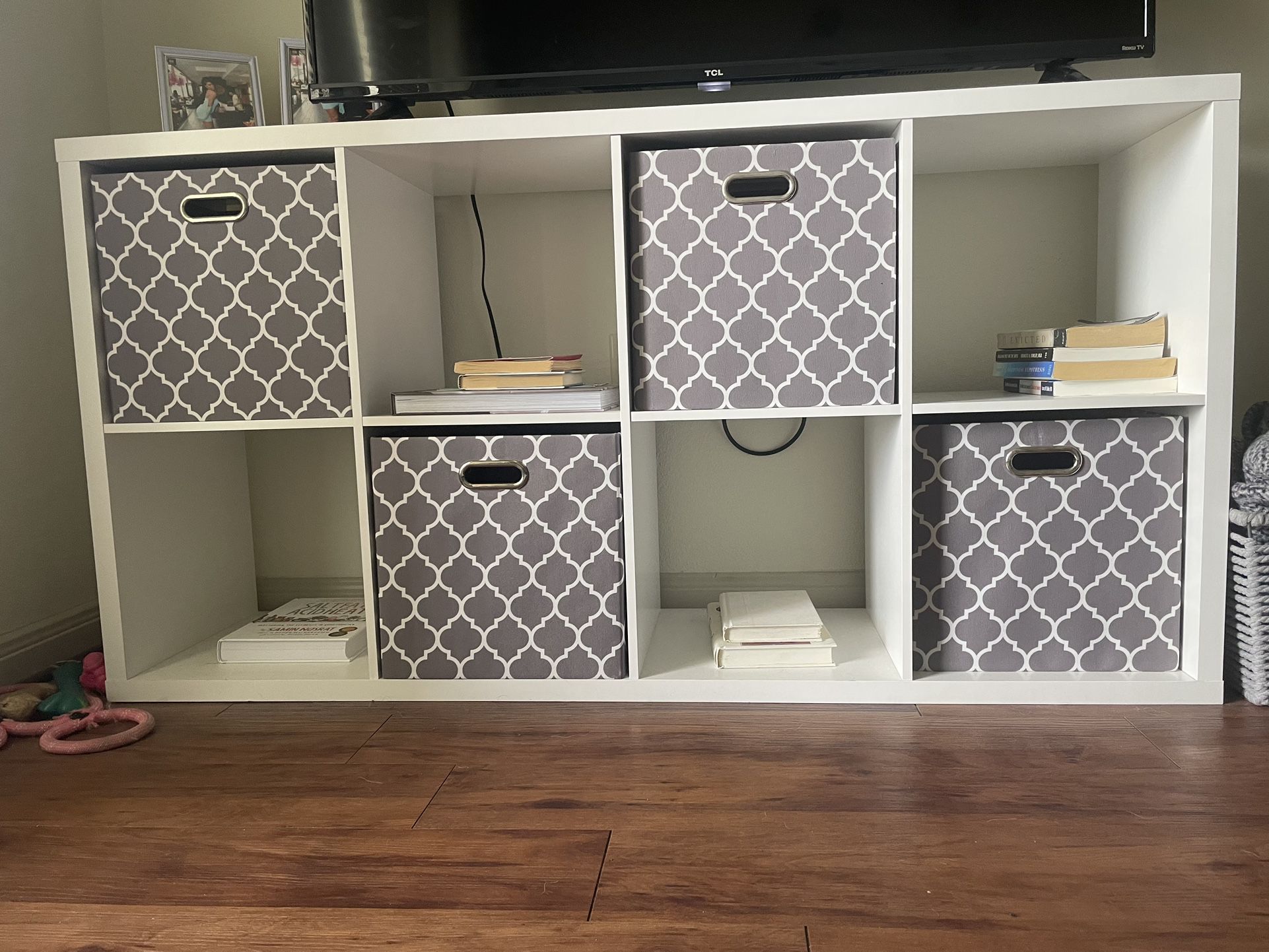 White Bookshelf/TV Stand