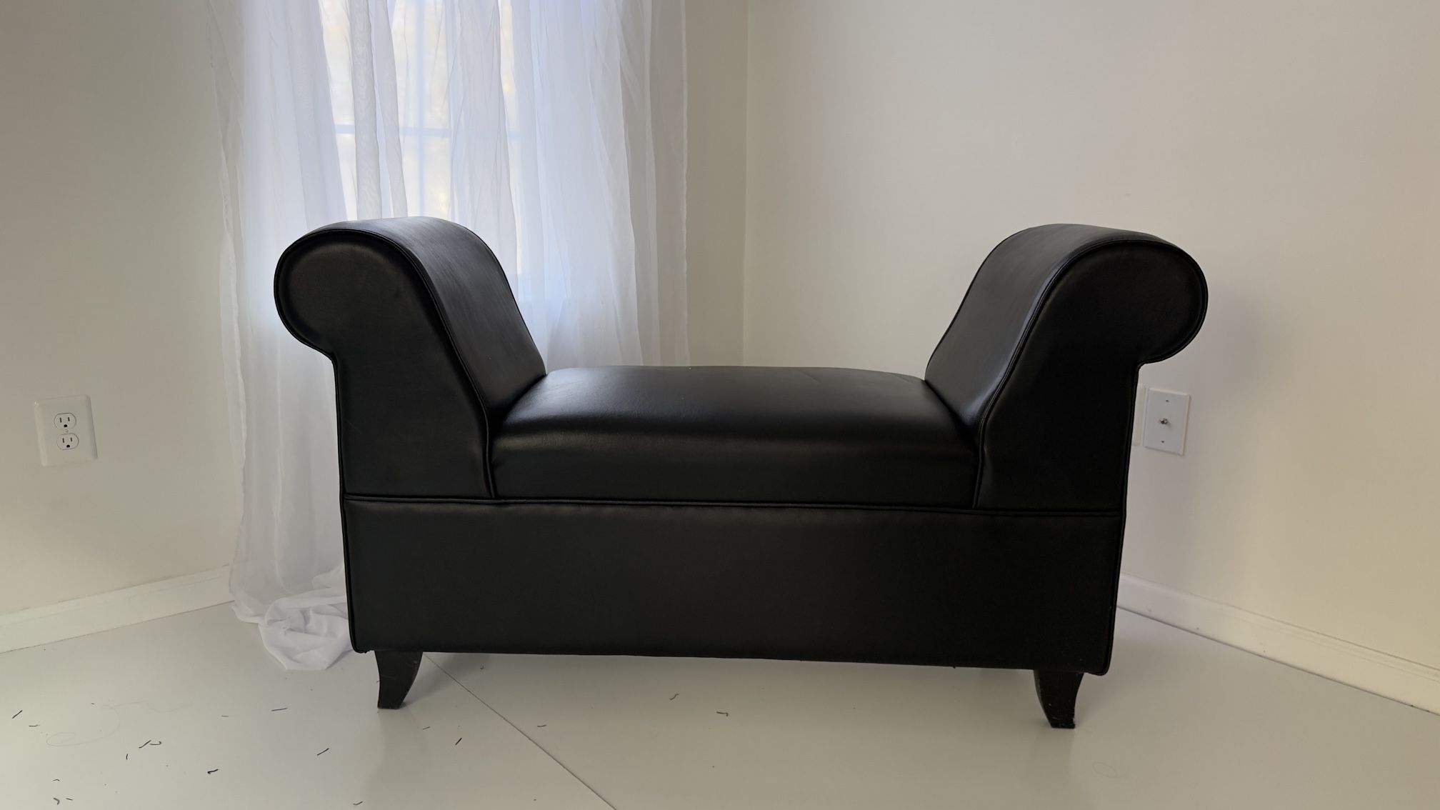 Black Leather Bench 