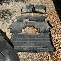 WeatherTech Floor Matts 2021 VW Atlas  Just bought a new car and no longer need. Paid $425 for the set. Just need to be cleaned. 