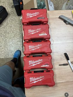 Milwaukee Boxes