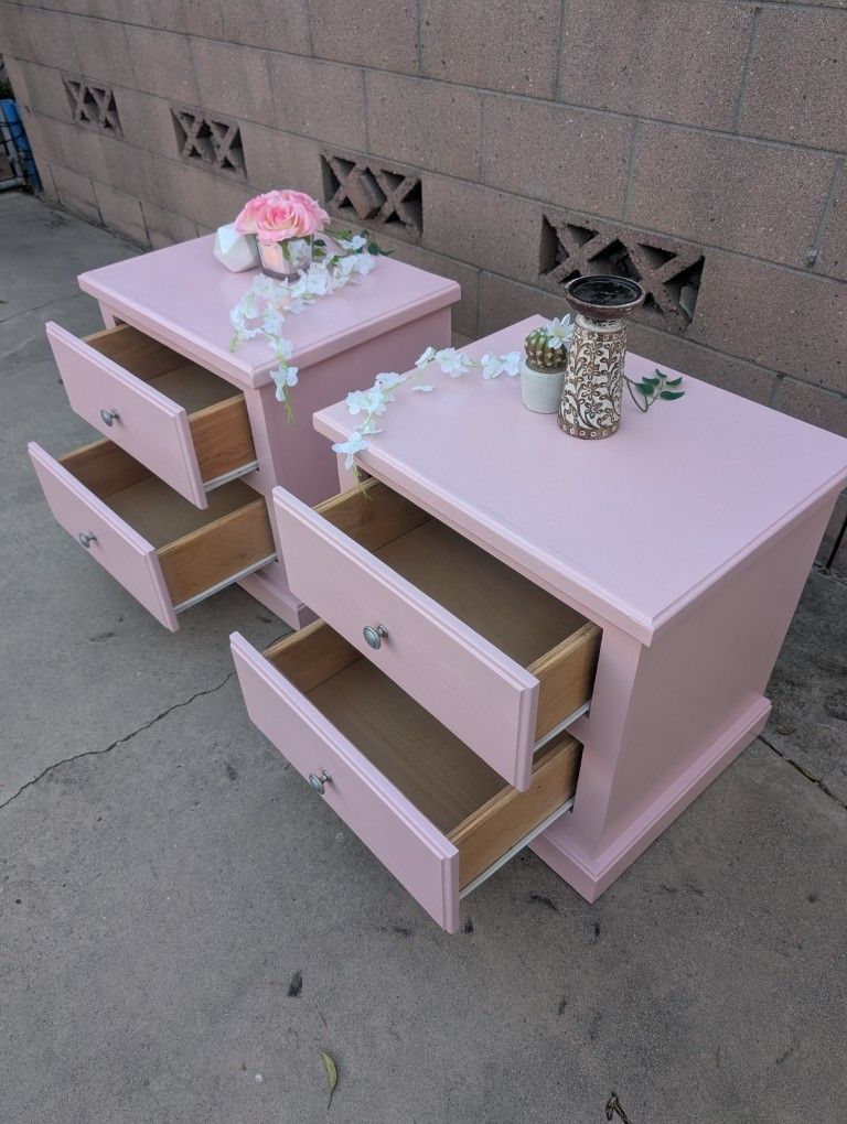 Cute Pink Vintage Nightstands