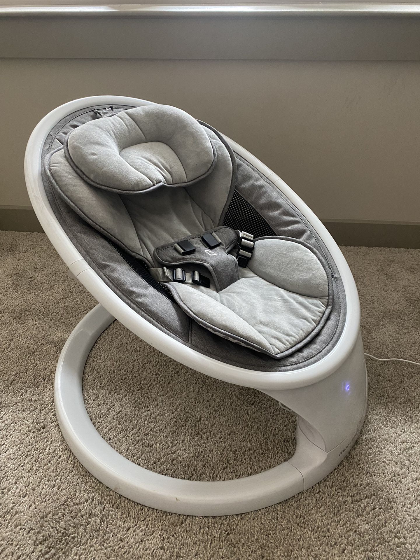 Munchkin Bluetooth Enabled Baby Swing