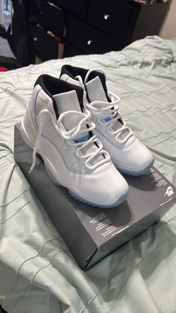 Columbia 11s size 10 Brand New