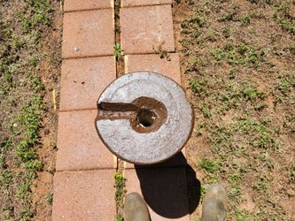 Concrete stand heavy 100 lbs