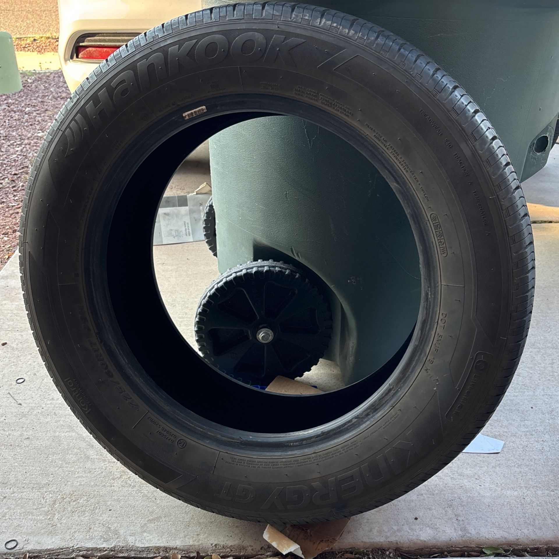 HANKOOK 225/60 R17